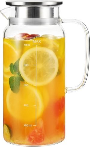 Large Capacity Glass Pitcher With Lid!