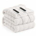 AM脡LIE HOME Heated Bubble Faux Fur Blanket
