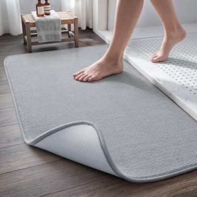 MONTVOO Super Absorbent Bath Mat
